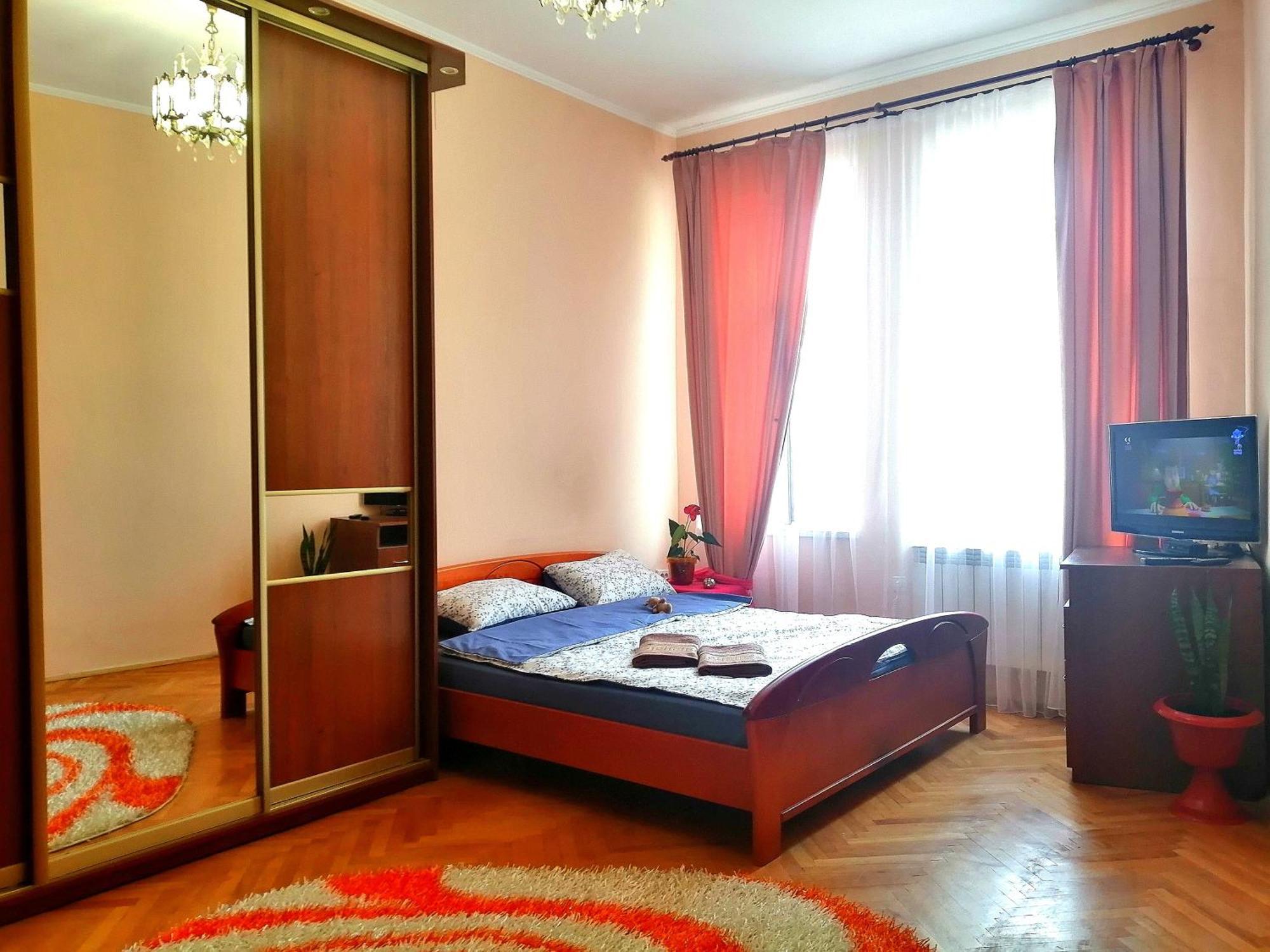 Flat On Sheptytskykh Leilighet Lviv Eksteriør bilde