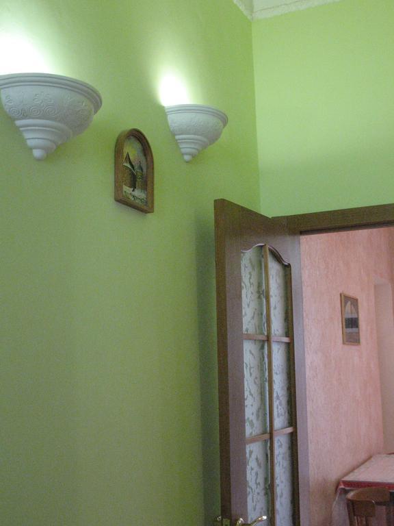 Flat On Sheptytskykh Leilighet Lviv Eksteriør bilde