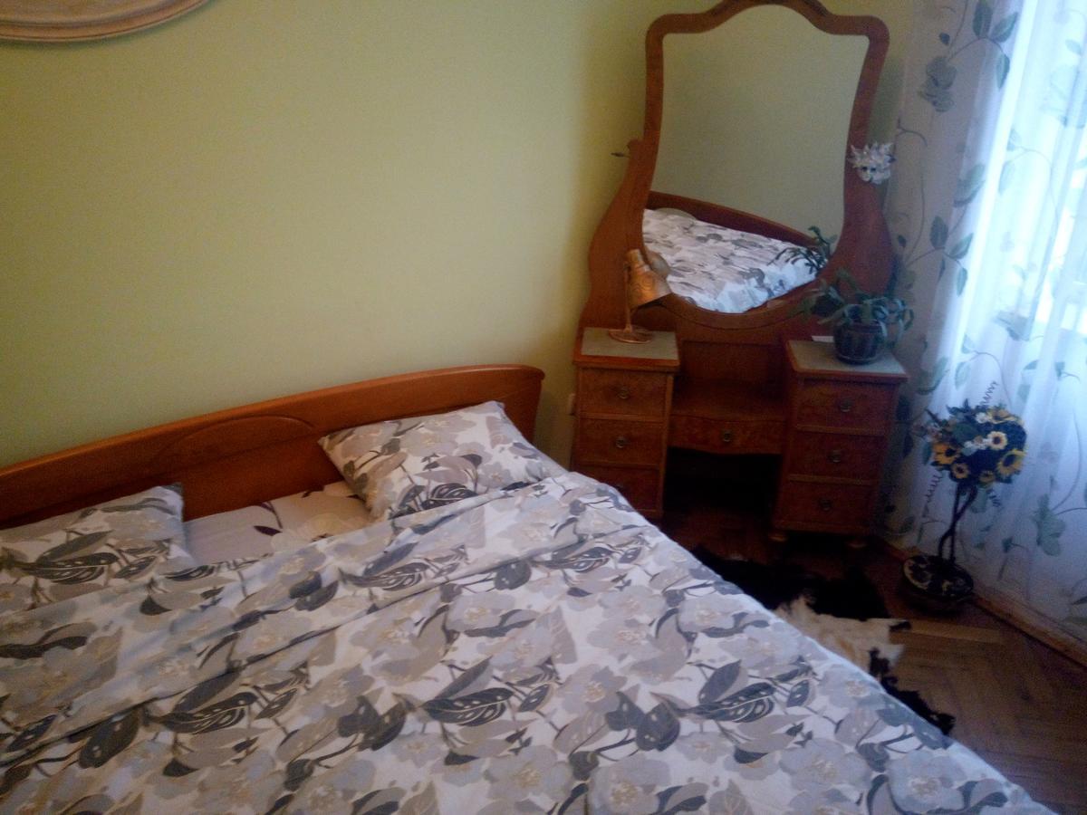 Flat On Sheptytskykh Leilighet Lviv Eksteriør bilde