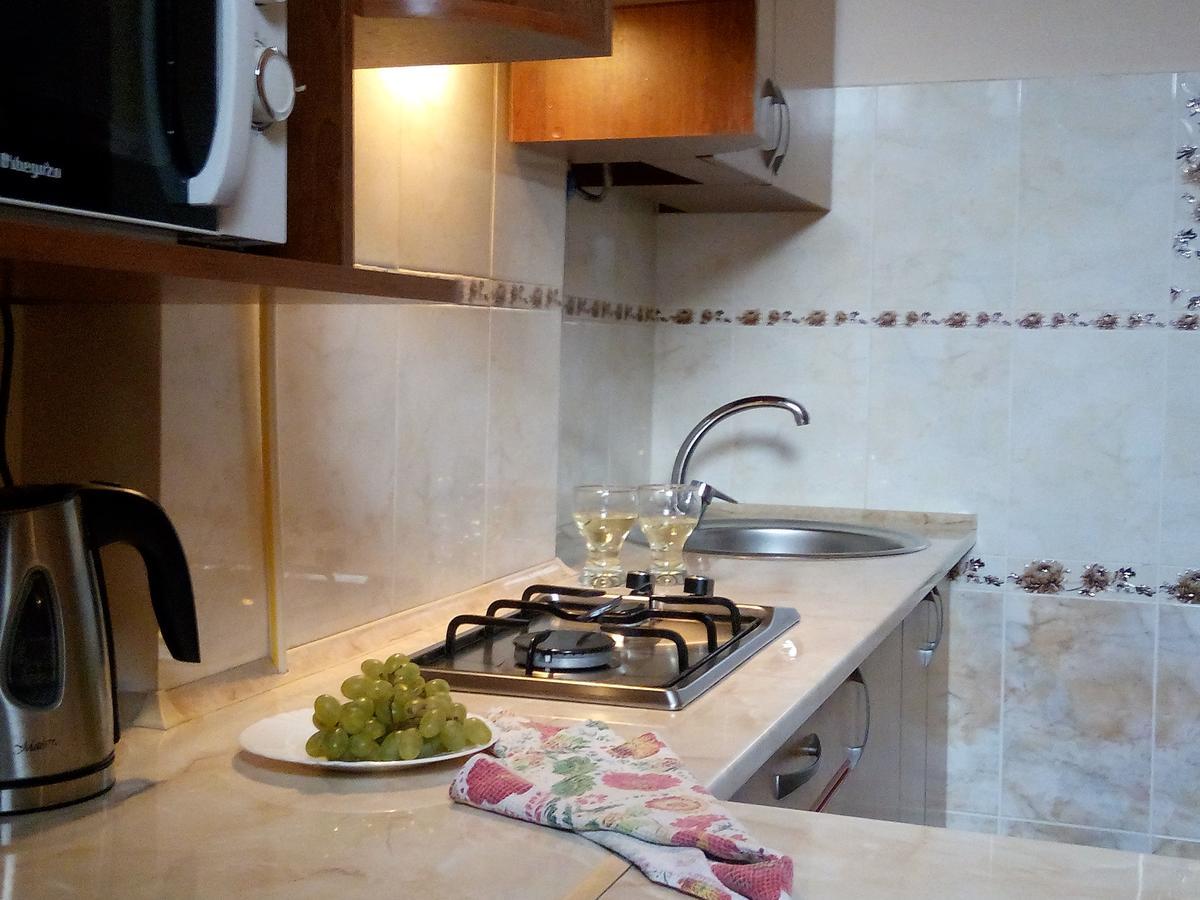 Flat On Sheptytskykh Leilighet Lviv Eksteriør bilde