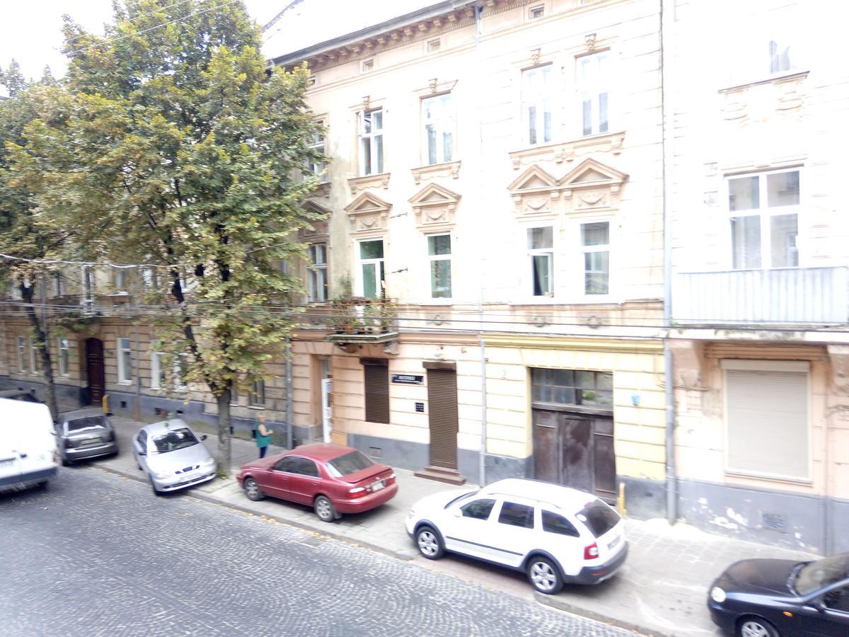 Flat On Sheptytskykh Leilighet Lviv Eksteriør bilde